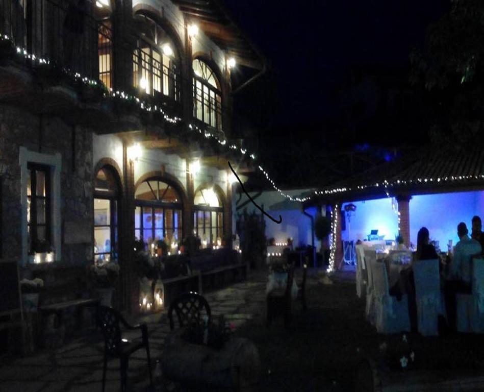 Ca Dell'Aglio Villa Momperone Exteriör bild