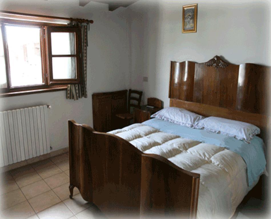 Ca Dell'Aglio Villa Momperone Exteriör bild